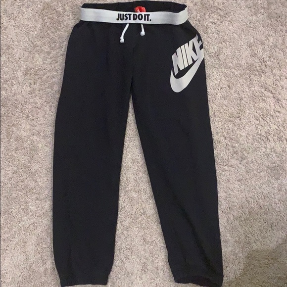 Nike Pants - Nike joggers